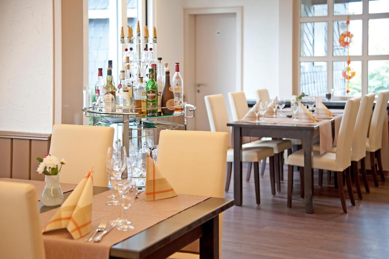 Hotel Restaurant Kromberg Ремшайд Екстериор снимка